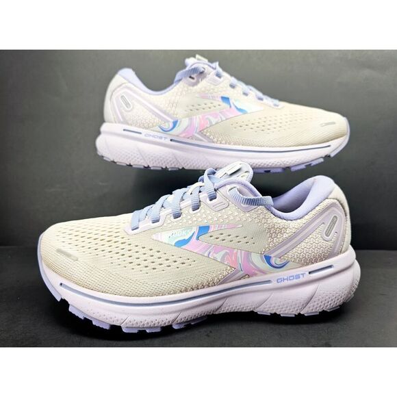 Brooks Shoes - Brooks Women 7 Comfy footwear